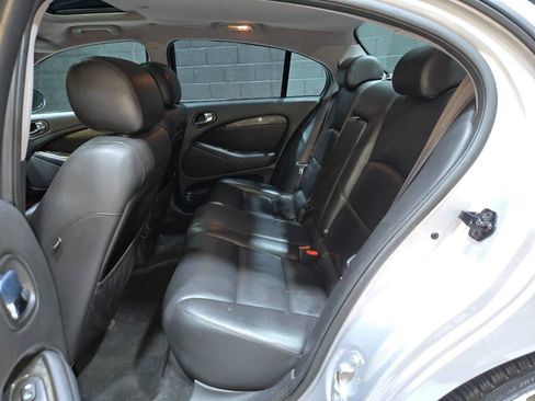 Used 2005 Jaguar S-TYPE R RWD image 57