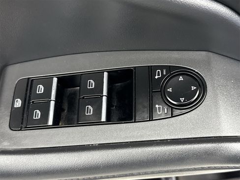 Used 2020 MAZDA MAZDA3 Sedan w/ Select Package image 18