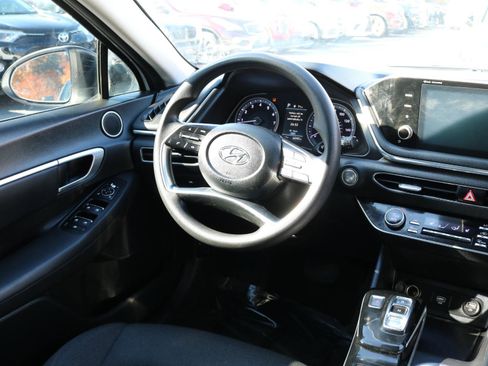 Used 2021 Hyundai Sonata SEL FWD image 17