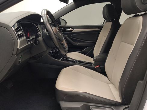 Used 2020 Volkswagen Jetta R-Line FWD image 17