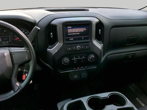 Used 2020 Chevrolet Silverado 1500 Custom w/ Custom Value Package RWD image 7