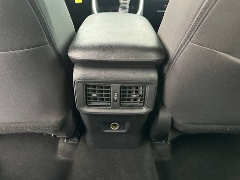 Used 2023 Toyota RAV4 LE AWD/4WD image 24