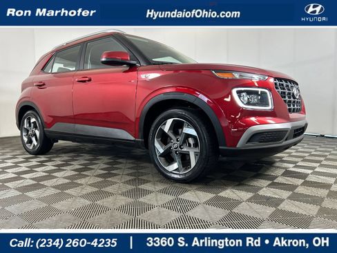 Certified 2023 Hyundai Venue Limited w/ Cargo Package FWD image 1