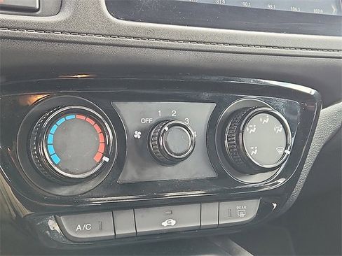 Used 2022 Honda HR-V Sport image 15