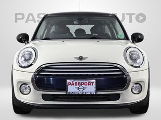 Used 2015 MINI Cooper 4-Door Hardtop FWD video 2