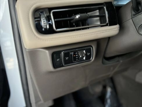 Used 2024 Lincoln Aviator Reserve w/ Equipment Group 201A AWD/4WD image 31