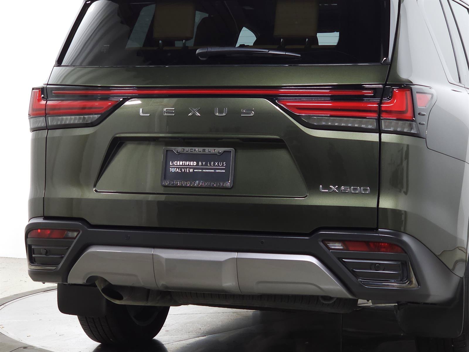 Used 2025 Lexus LX 600 4WD w/ Luxury Package image 11