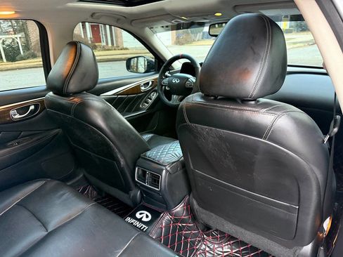 Used 2014 INFINITI Q50 Premium w/ Deluxe Touring Package image 23
