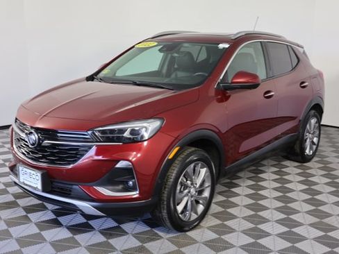 Used 2022 Buick Encore GX Essence w/ Advanced Technology Package AWD/4WD image 4