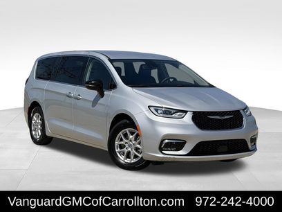 Used 2024 Chrysler Pacifica Touring-L