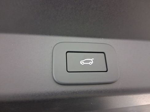 New 2026 Land Rover Range Rover Sport SE image 30