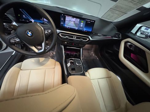 Used 2024 BMW 230i Coupe w/ Convenience Package RWD image 32