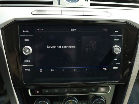 Used 2019 Volkswagen Arteon SE image 23