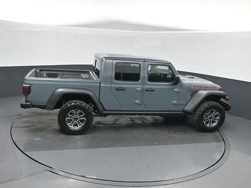 New 2026 Jeep Gladiator Mojave image 28
