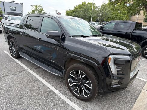 Used 2026 GMC Sierra EV Denali AWD/4WD image 6