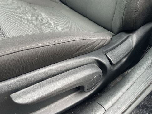 Used 2022 Hyundai Accent SE w/ Cargo Package FWD image 13