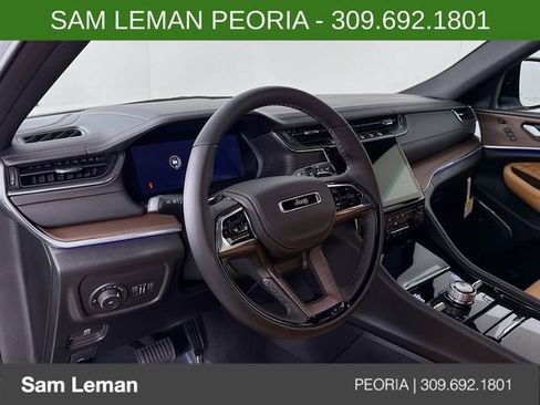 New 2025 Jeep Grand Cherokee L Summit w/ Obsidian Package image 9