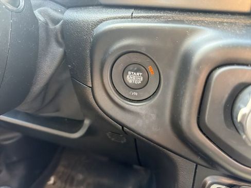 Used 2021 Jeep Gladiator Sport AWD/4WD image 30