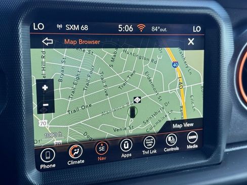 Used 2021 Jeep Gladiator Mojave AWD/4WD image 11
