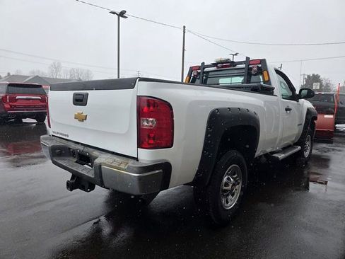 Used 2014 Chevrolet Silverado 2500 W/T w/ Snow Plow Prep Package image 4