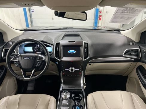 Used 2020 Ford Edge Titanium w/ Cargo Accessory Package FWD image 10