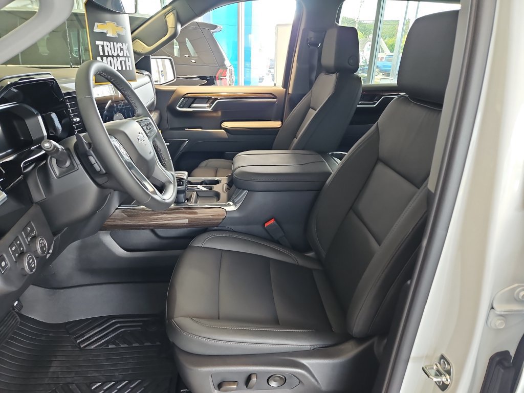 New 2026 Chevrolet Silverado 1500 RST AWD/4WD image 18