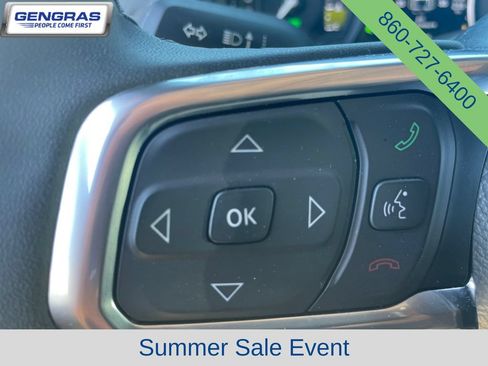 Used 2025 Jeep Wrangler Unlimited Sahara AWD/4WD image 52