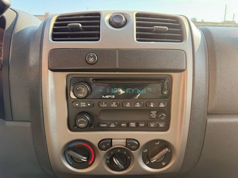 Used 2005 Chevrolet Colorado LS w/ Power Convenience Package image 10