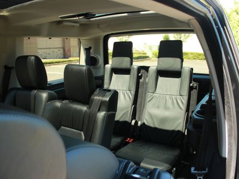 Used 2015 Land Rover LR4 HSE LUX AWD/4WD image 25