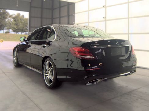 Used 2018 Mercedes-Benz E 300 w/ Premium 1 Package image 6