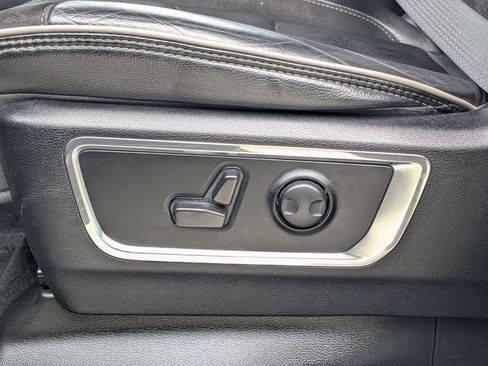 Used 2024 RAM 1500 Laramie AWD/4WD image 20