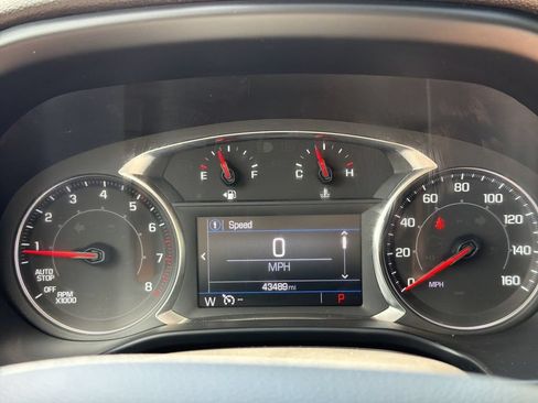 Used 2023 GMC Acadia SLE FWD image 12