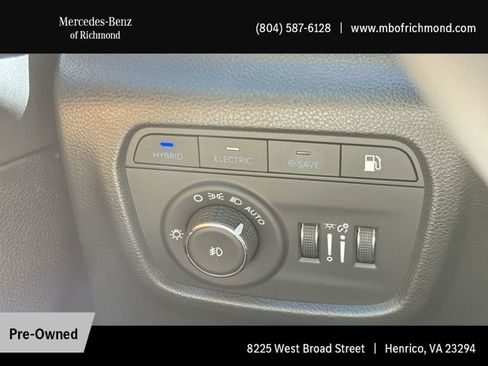 Used 2024 Jeep Grand Cherokee Summit w/ Luxury Tech Group V image 21
