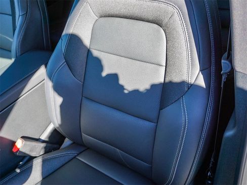 New 2026 Chevrolet Equinox EV LT image 20