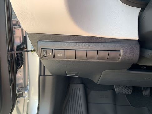 New 2026 Toyota Corolla SE image 27