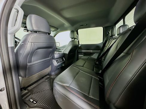 Used 2021 Ford F150 Lariat RWD image 13