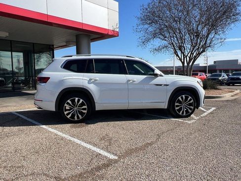Used 2022 Volkswagen Atlas SEL Premium image 6