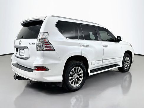 Used 2016 Lexus GX 460 Luxury w/ Preferred Accessory Package AWD/4WD image 6