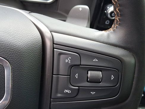 Used 2023 GMC Sierra 1500 AT4 w/ Technology Package image 24