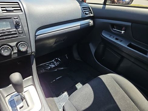 Used 2014 Subaru Crosstrek 2.0i Premium AWD/4WD image 24