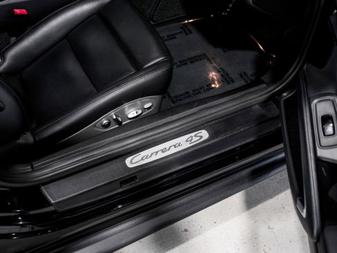 Used 2014 Porsche 911 Carrera 4S image 25