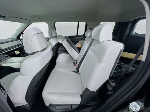 New 2026 Hyundai Santa Fe SE image 20