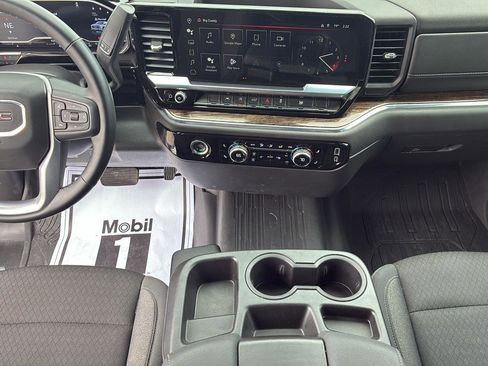 Used 2024 GMC Sierra 1500 Elevation w/ LPO, Elevation Black Package AWD/4WD image 32