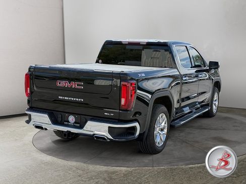 Used 2021 GMC Sierra 1500 SLT AWD/4WD image 7