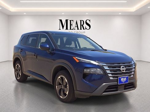 Used 2025 Nissan Rogue SV AWD/4WD image 7