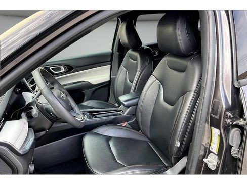 Certified 2024 Jeep Compass Limited AWD/4WD image 24