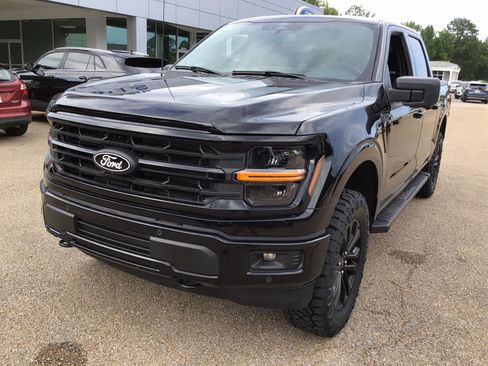 New 2026 Ford F150 XLT w/ Equipment Group 302A MID AWD/4WD image 5