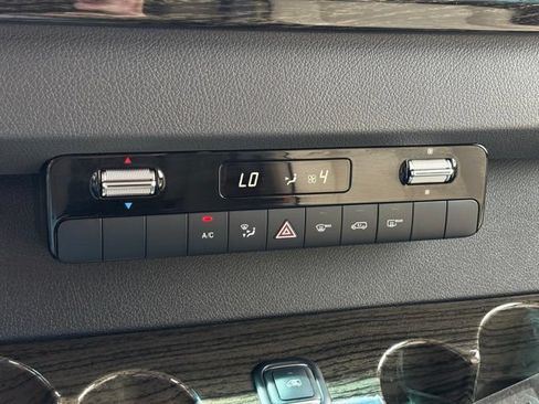 Used 2024 Mercedes-Benz Sprinter 3500 image 27