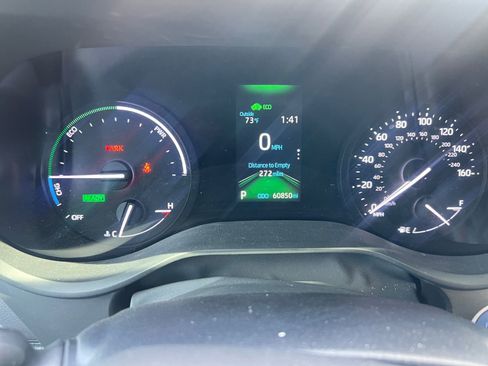 Used 2022 Toyota Sienna XSE w/ XSE Plus Package FWD image 22