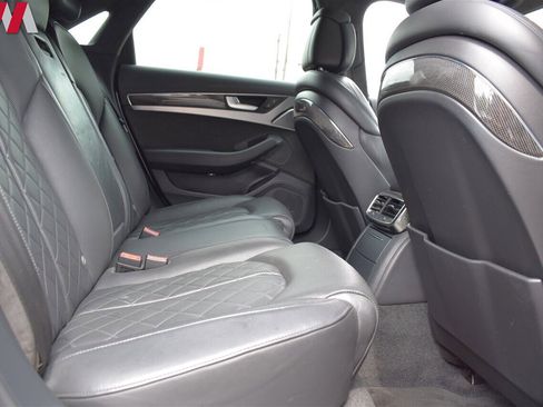 Used 2013 Audi S8 image 24